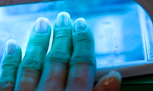 Lampy UV stosowane w zabiegach manicure bezpieczne!
