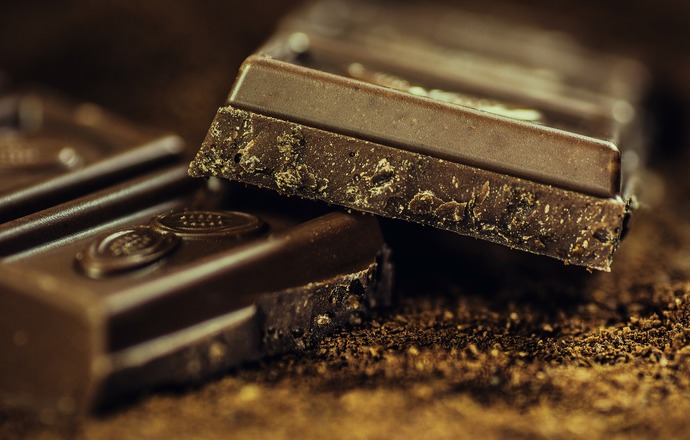 Czy czekolada w produktach spożywczych może wpływać na wyniki testów THC?
