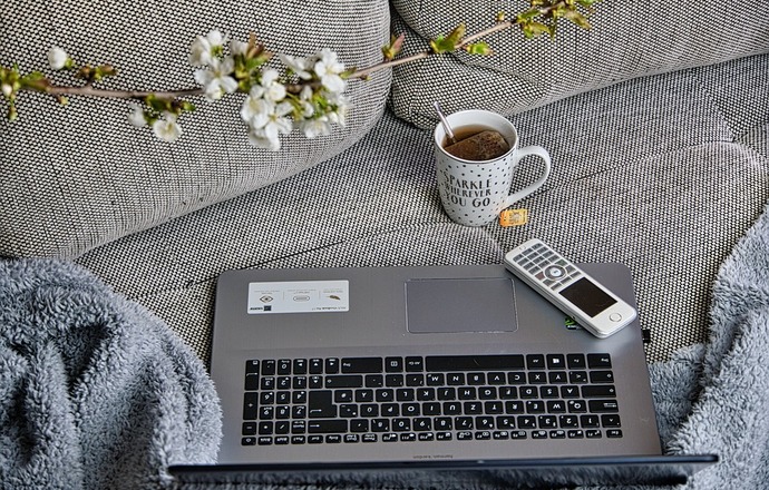 10 wskazówek dla naukowców dotyczących zachowania work-life balance podczas pracy z domu w 