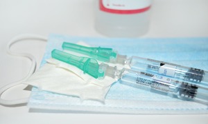 Moderna z wnioskiem do EMA o dopuszczenie do obrotu szczepionki przeciwko koronawirusowi