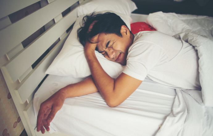Nowe badanie łączy nieprawidłową długość snu z obniżoną integralnością istoty białej 
