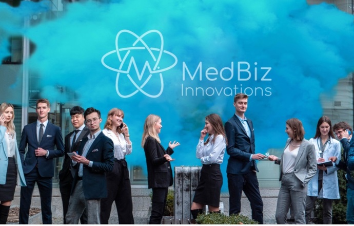 Dołącz do MedBiz Innovations i wejdź do świata studenckich innowacji!