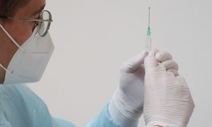 Pfizer planuje złożyć wniosek o zatwierdzenie trzeciej dawki szczepionki przeciw COVID-19