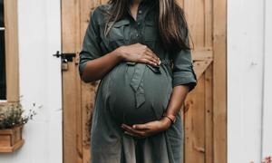 Kosmetyki w ciąży i w trakcie karmienia piersią – fakty i mity