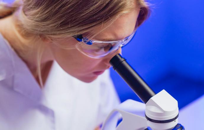 Agencja Badań Medycznych przeznaczy 600 mln zł na badania w obszarze onkologii