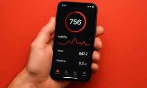 Nowe technologie mogą wspierać samoleczenie. Szczególnie pomocne są dane zbierane przez apl
