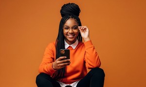Kosmetyczne trendy na jesień 2025 r. – co mówi raport od Pinterest?