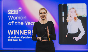 Dr Adriana Kiędzierska-Mencfeld została Women of the Year CPHI Pharma Awards 2025. Pierwsza