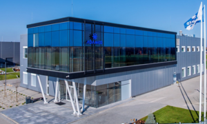 Adamed Pharma otworzył nowe Centrum Badawczo-Rozwojowe, by w oparciu o najnowocześniejsze t
