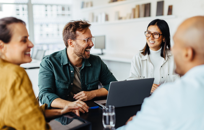 Mowa ciała podczas rozmowy o pracę – co warto wiedzieć?