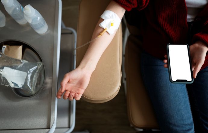 Dostępna innowacyjna metoda dla pacjentów dializowanych – mniejsze ryzyko powikłań chirurgi