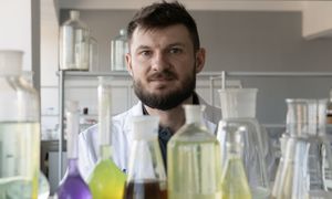 „Mamy więcej niż zalążek leku” – odkrycie polskich naukowców daje nadzieję chorym na raka j