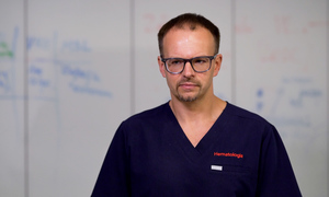 Objawy szpiczaka plazmocytowego często mylone z innymi dolegliwościami wieku starszego. Per