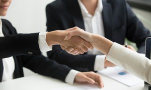 Konsolidacja własności intelektualnej w sektorze mięsa komórkowego