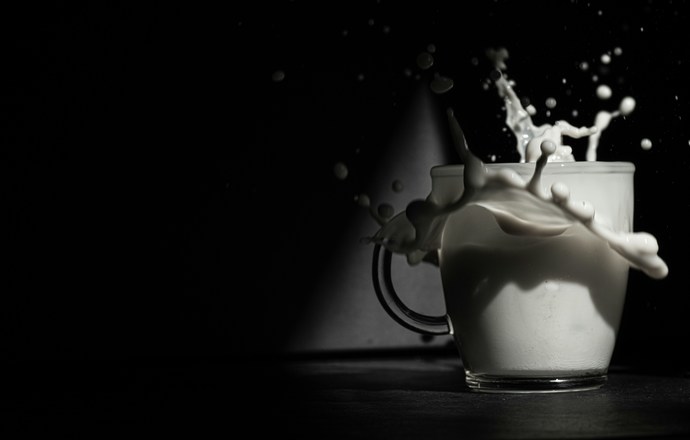 Rekombinowana β-laktoglobulina w napoju mlecznym – zakres zastosowań i ramy bezpieczeństwa 