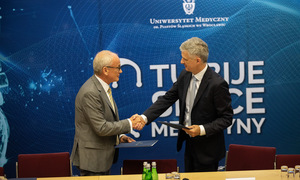 Uniwersytet Medyczny we Wrocławiu i AstraZeneca zacieśniają współpracę na rzecz nauki i pac