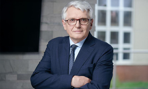 Od pionierskiego przeszczepu serca do kardiochirurgii przyszłości