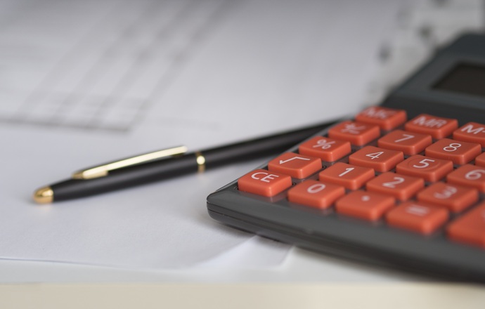 Mniej konkurencji, za to więcej do zapłaty za leki w aptece... Ponad 900 mln zł kar dla hur