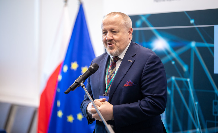 Innowacyjne terapie i leki przyszłości made in Poland. NCBR podpisało umowę z firmą Selvita