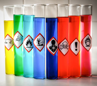 WEBINAR | Zmiany w CLP – wprowadzenie nowej klasy zagrożeń, konsekwencje dla branży chemicz
